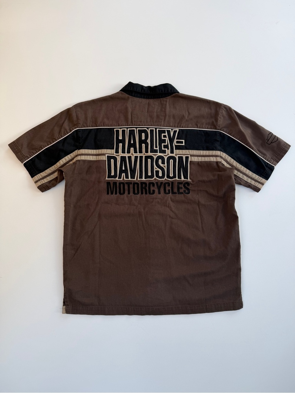 Vintage Harley Davidson Short Sleeve Buttonup Shirt Mens Medium Brown Black Y2K